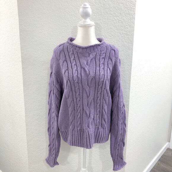 Meadows & Byrne Wool Blend Chunky Cableknit Sweater - Picture 2 of 9